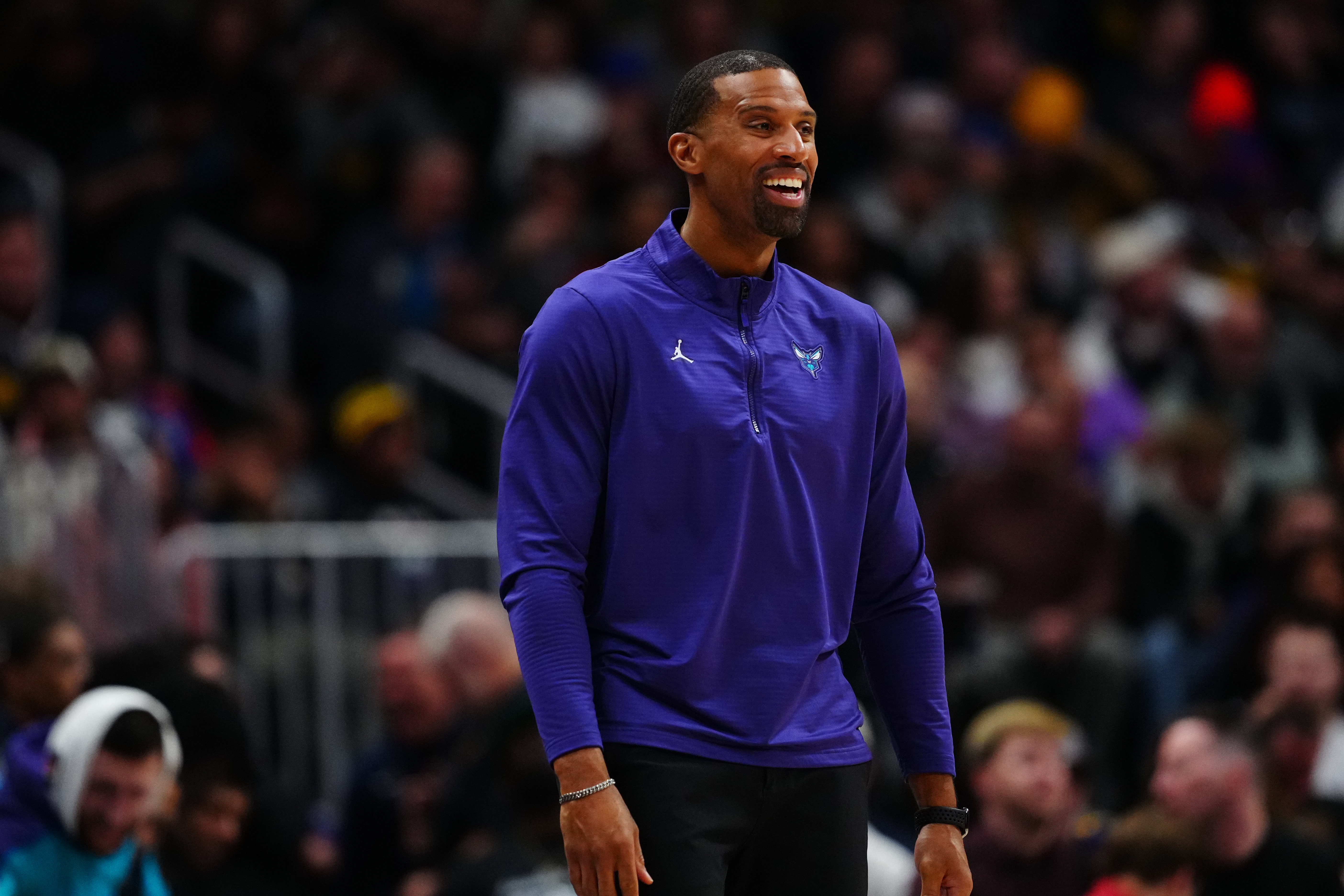 世界杯手机直播客户端-黄蜂主帅:接连将对手得分限制在100分以下 体现了拼劲防守执行力